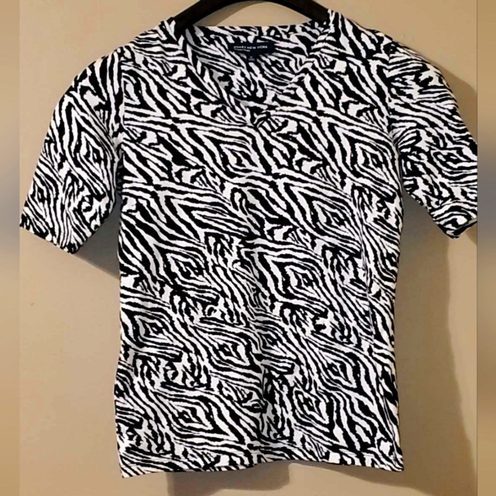 Jones New York Stretch Zebra Print Top Size M